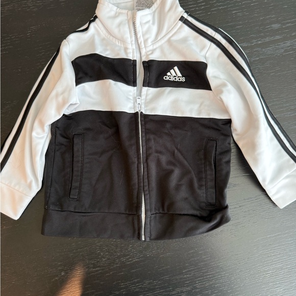 Adidas Black and White Outfit - Picture 2 of 6